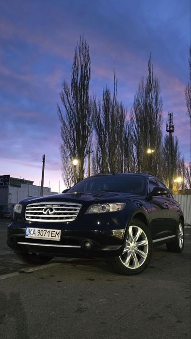 Продам Infiniti FX35