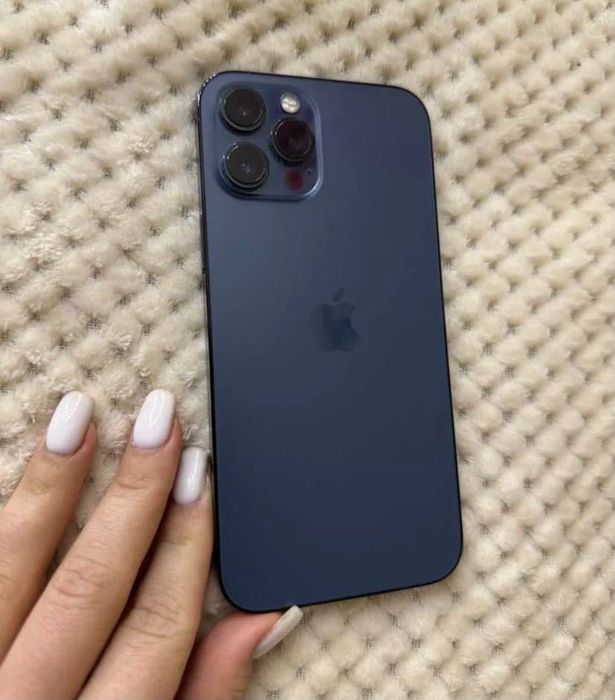 Продам iPhone 12 Pro Max 256