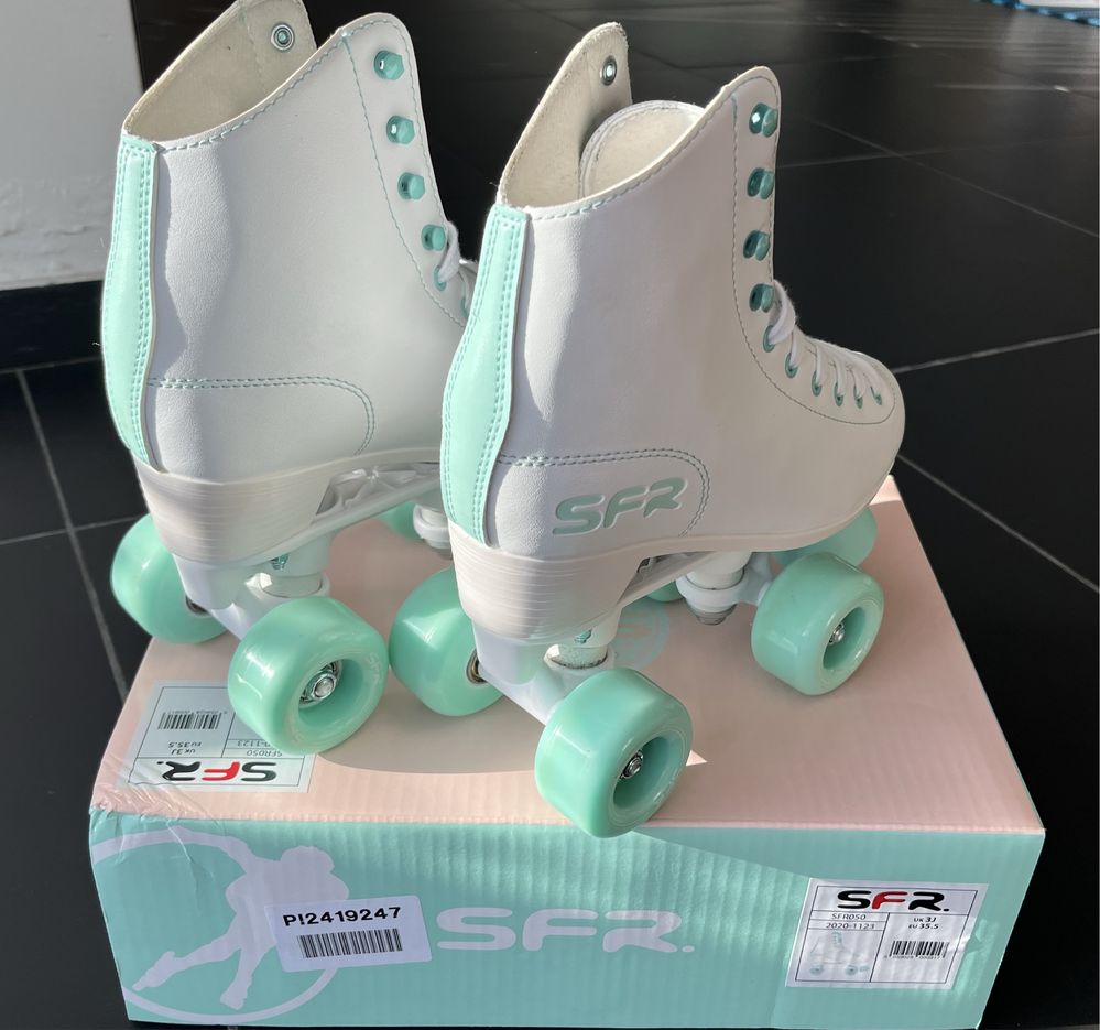 Patins 4 Rodas - SFR (como novos)
