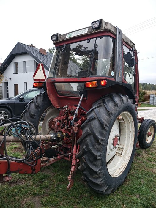 International 585 xl . IH Case