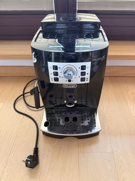 Ekspres DeLonghi Magnifica S