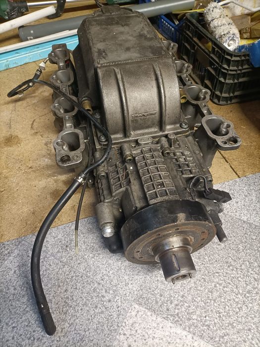 Kompresor Sprężarka Turbo Mercedes AMG  V8 5.0l.