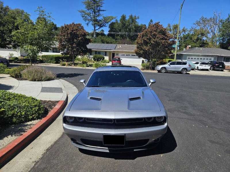 Dodge Challenger SXT Plus 2018