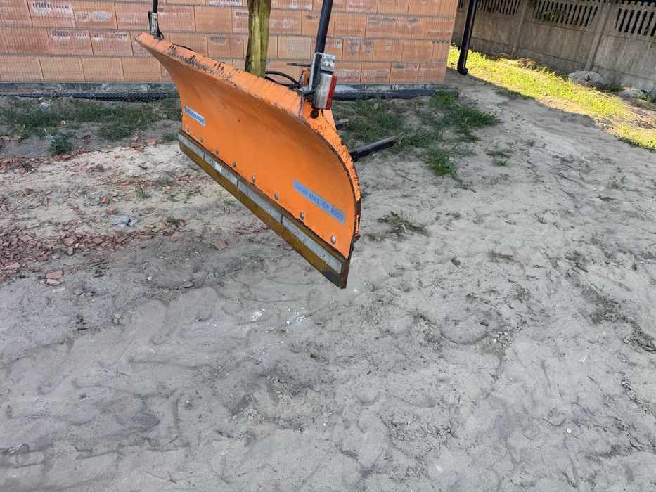 Pług do śniegu do odśnieżania Wiedenmann do kubota iseki yanmar tym