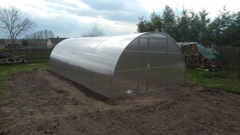 Szklarnia z poliwęglanu Tunel 3,5x2-12m profile 20x40 POLIWĘGLAN 4-8mm