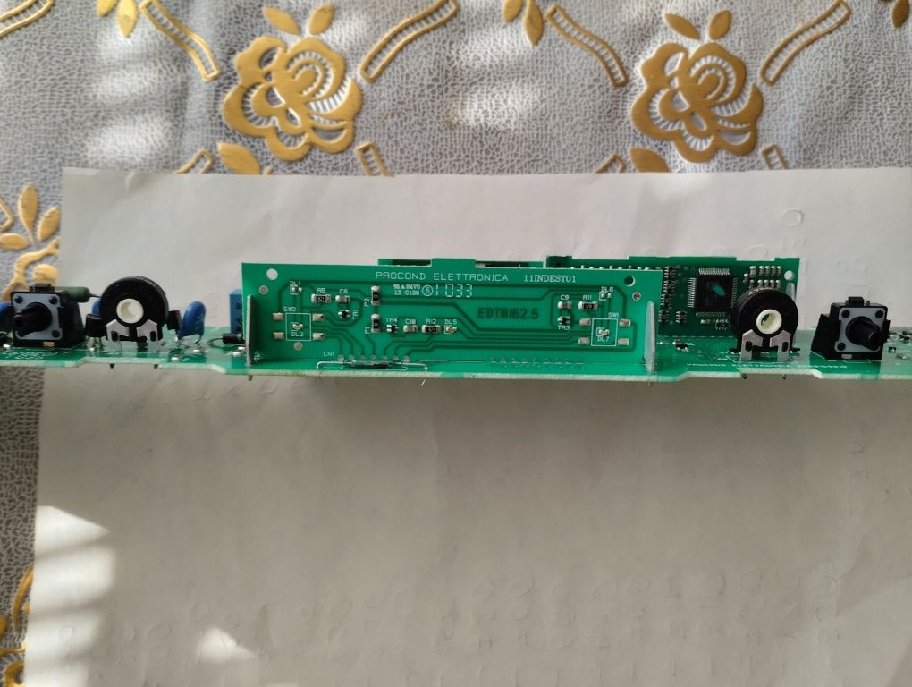 Плата управління холодильника Indesit Ariston C00264311