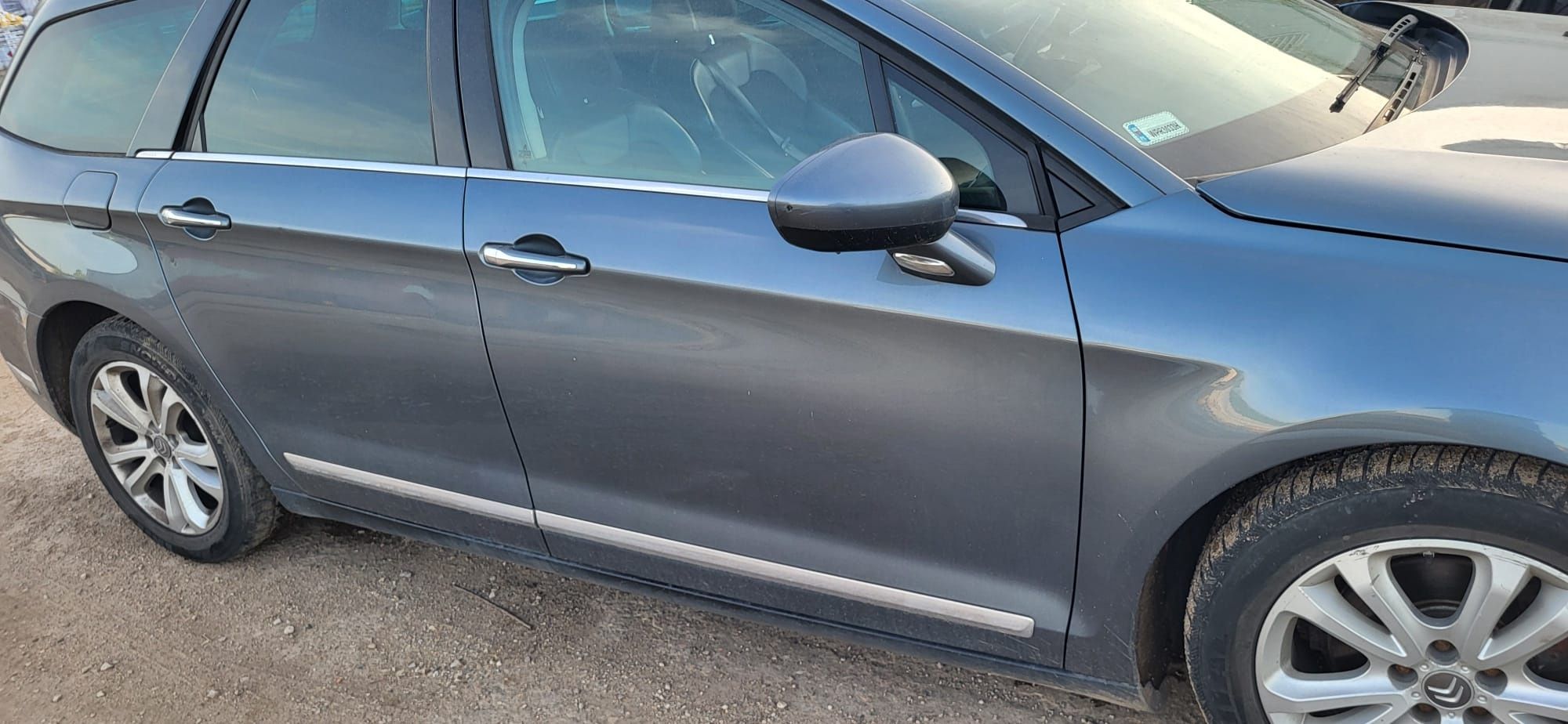 lusterko prawe  Citroen c5 III x7 KTHB