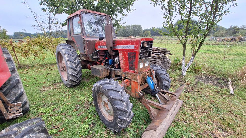 Ciągnik   MTZ-82