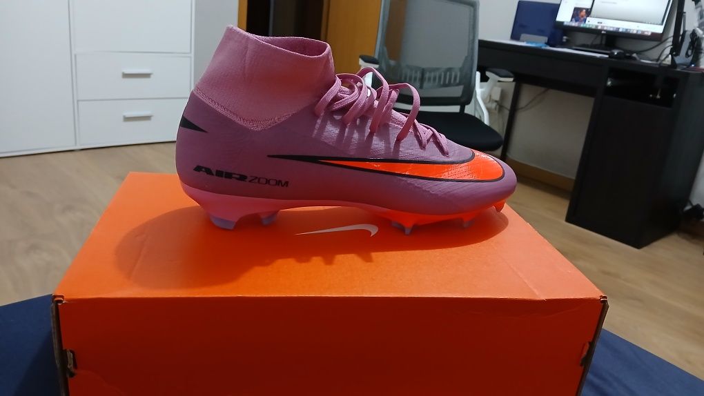 Nike Mercurial High Pro version 44.5 EUR