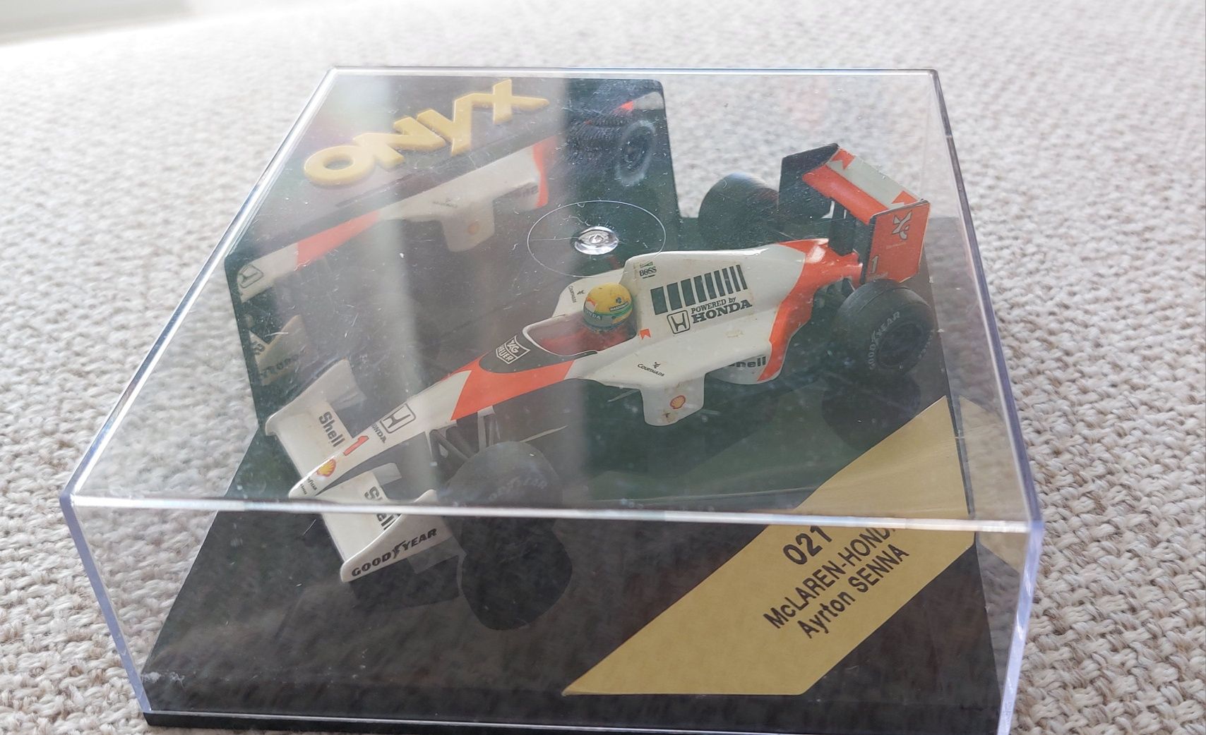 Miniatura F1 Maclaren Honda Ayrton Senna