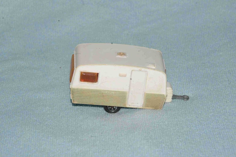 Majorette caravan