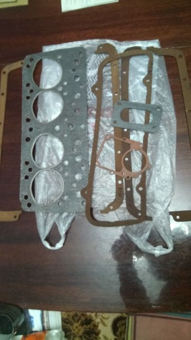 Набір прокладок на головку двигуна ВАЗ 2101