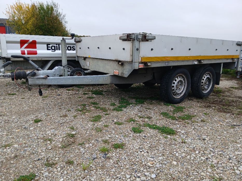 Przyczepa samochodowa Variant 1000 kg pod minikoparkę