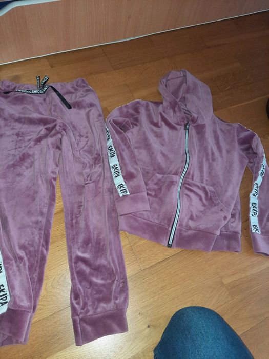 Dres welurowy 128 134