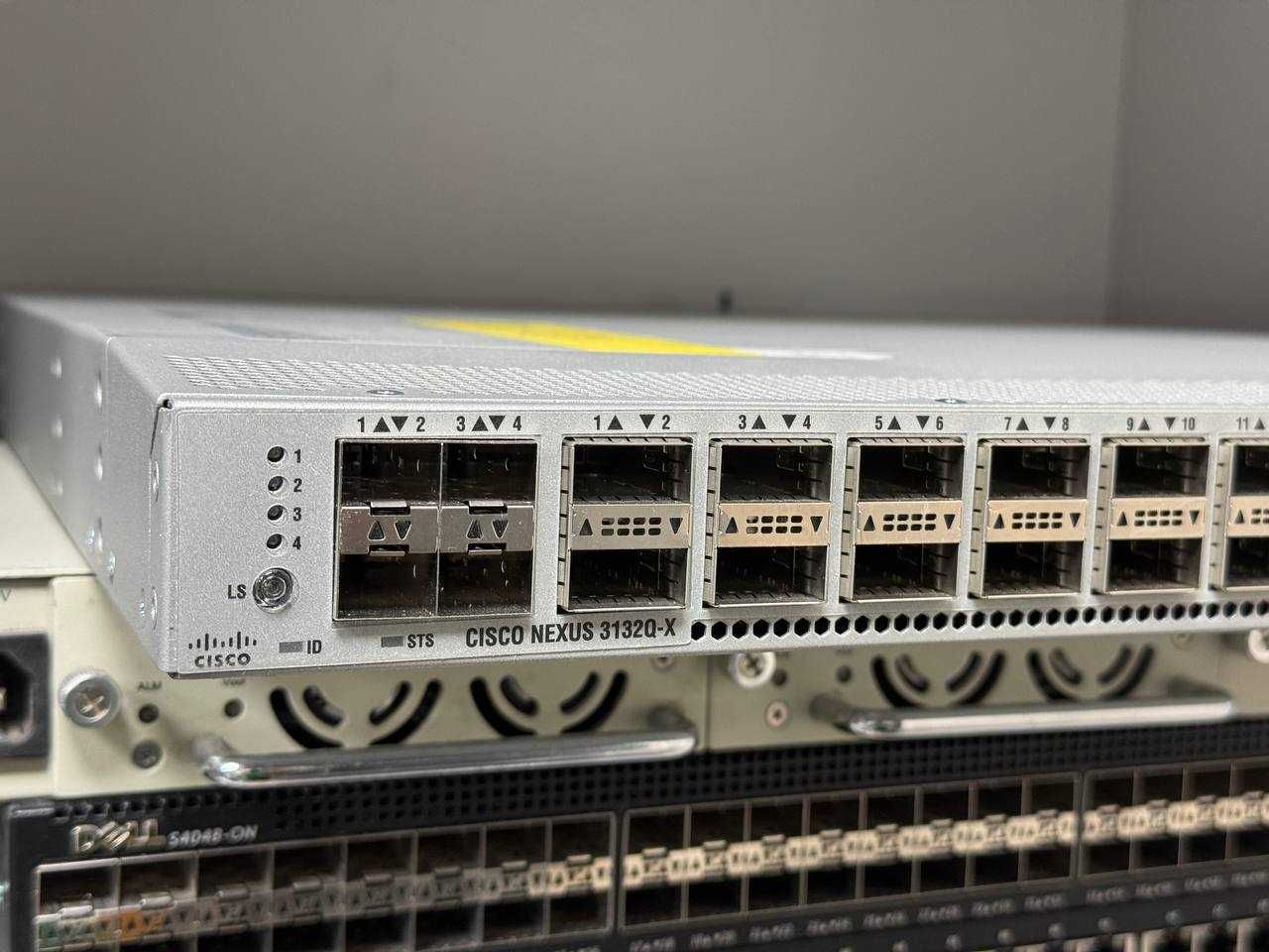 Комутатор Cisco Nexus N3K-C3132Q-40GX