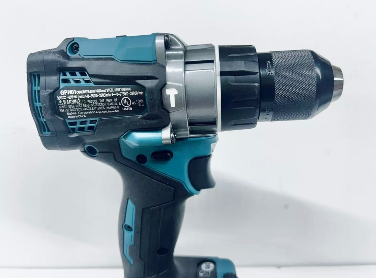 Шуруповерт / дрель Makita XGT GPH01 / HP001G