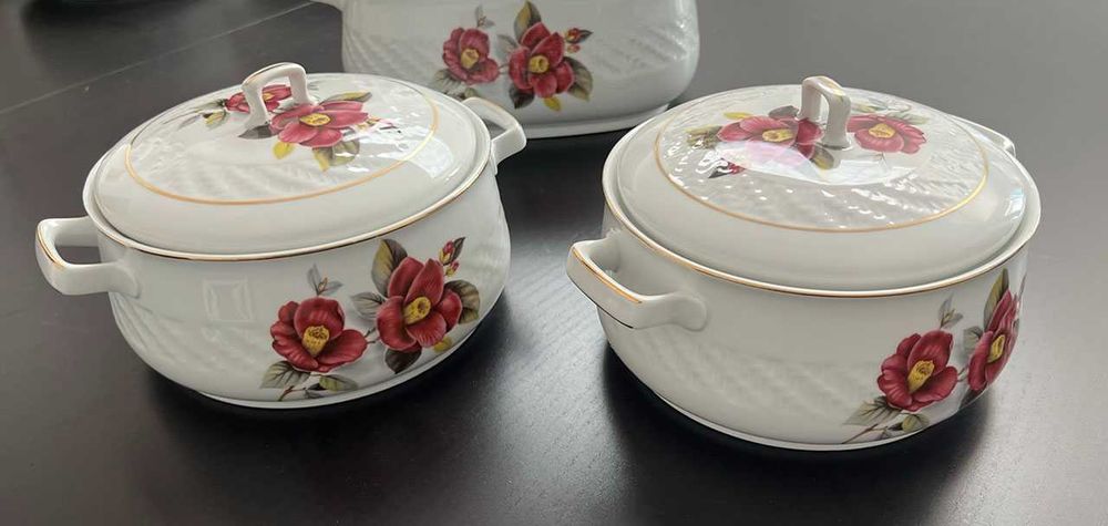 Serviço de jantar SP Coimbra (70 peças) - NOVO / SEM USO