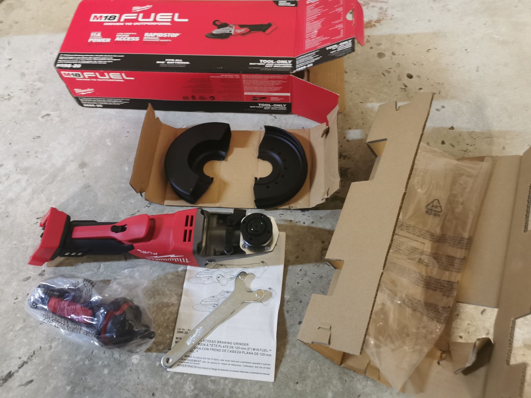 Milwaukee 2886 болгарка ушм