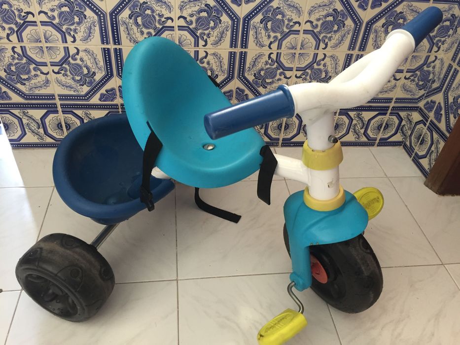 Triciclo criança