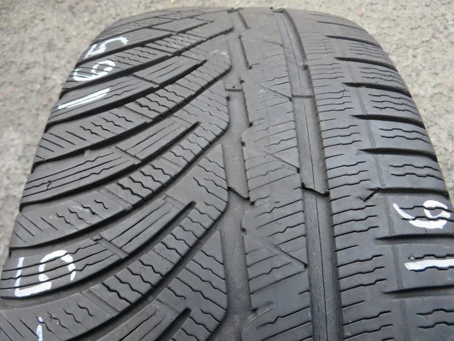 235/45 R19 98W Michelin PilotAlpinPa4 зима 1штука Одиночка без пари