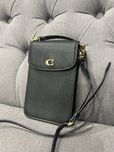 Сумка Coach POLISHED PEBBLE phone  crossbody чорна оригінал