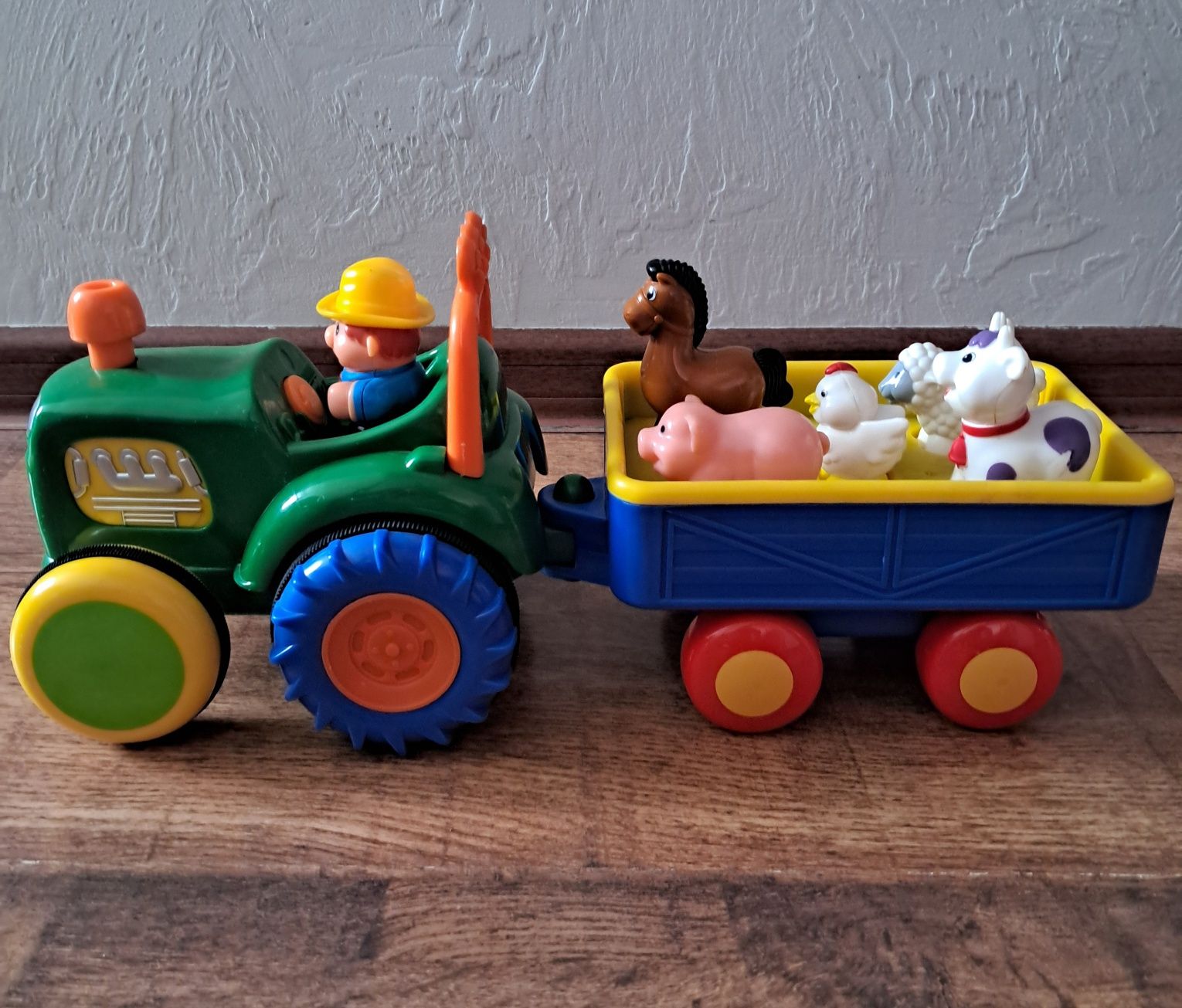 Traktor Farmer, Dumel Discovery