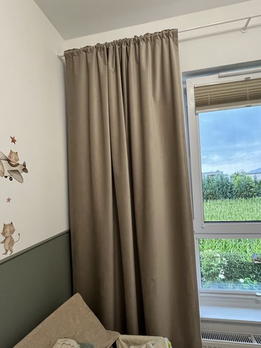 Zaslony 100% zaslaniajace