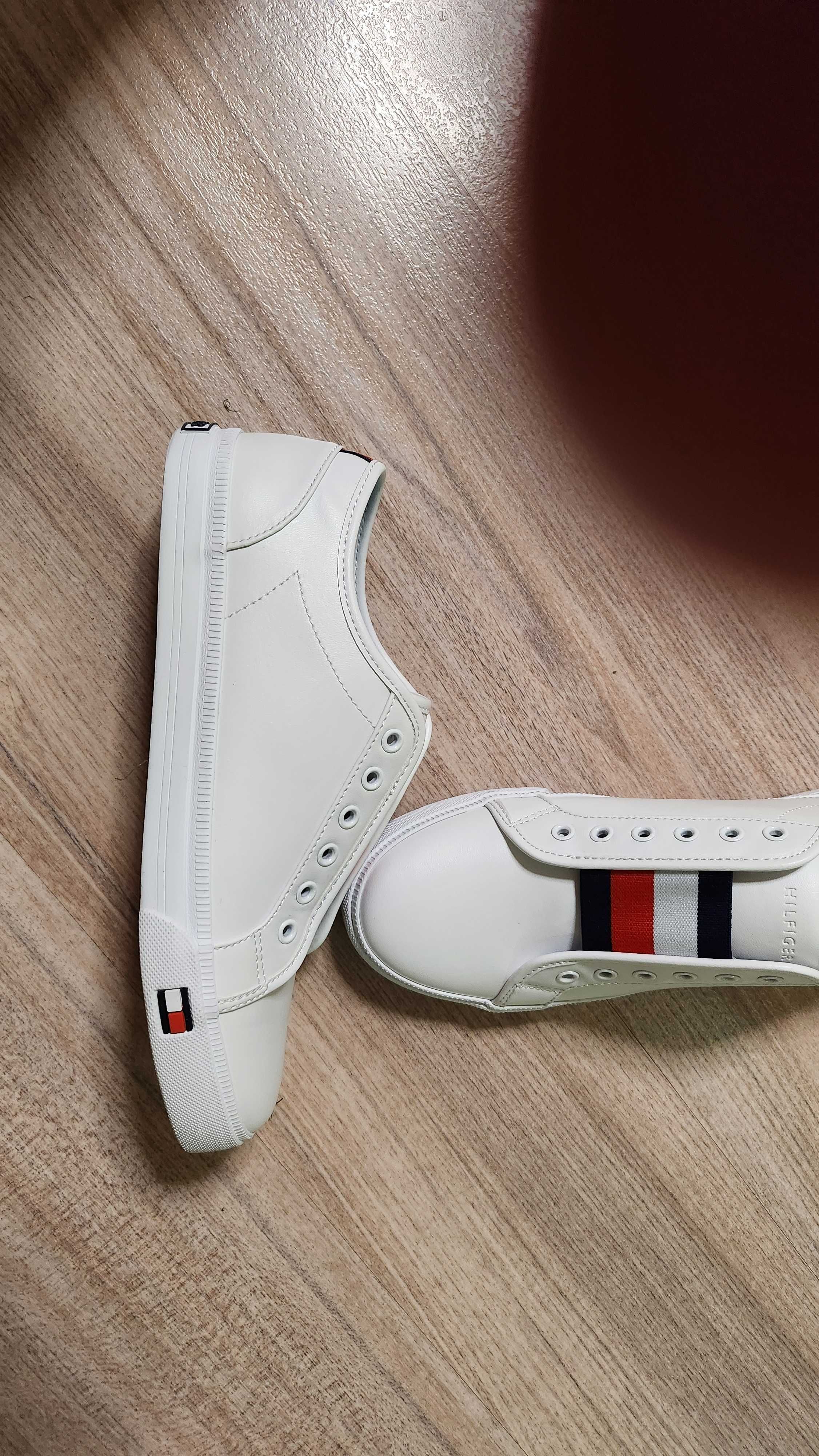 Кеды Tommy  Hilfiger.