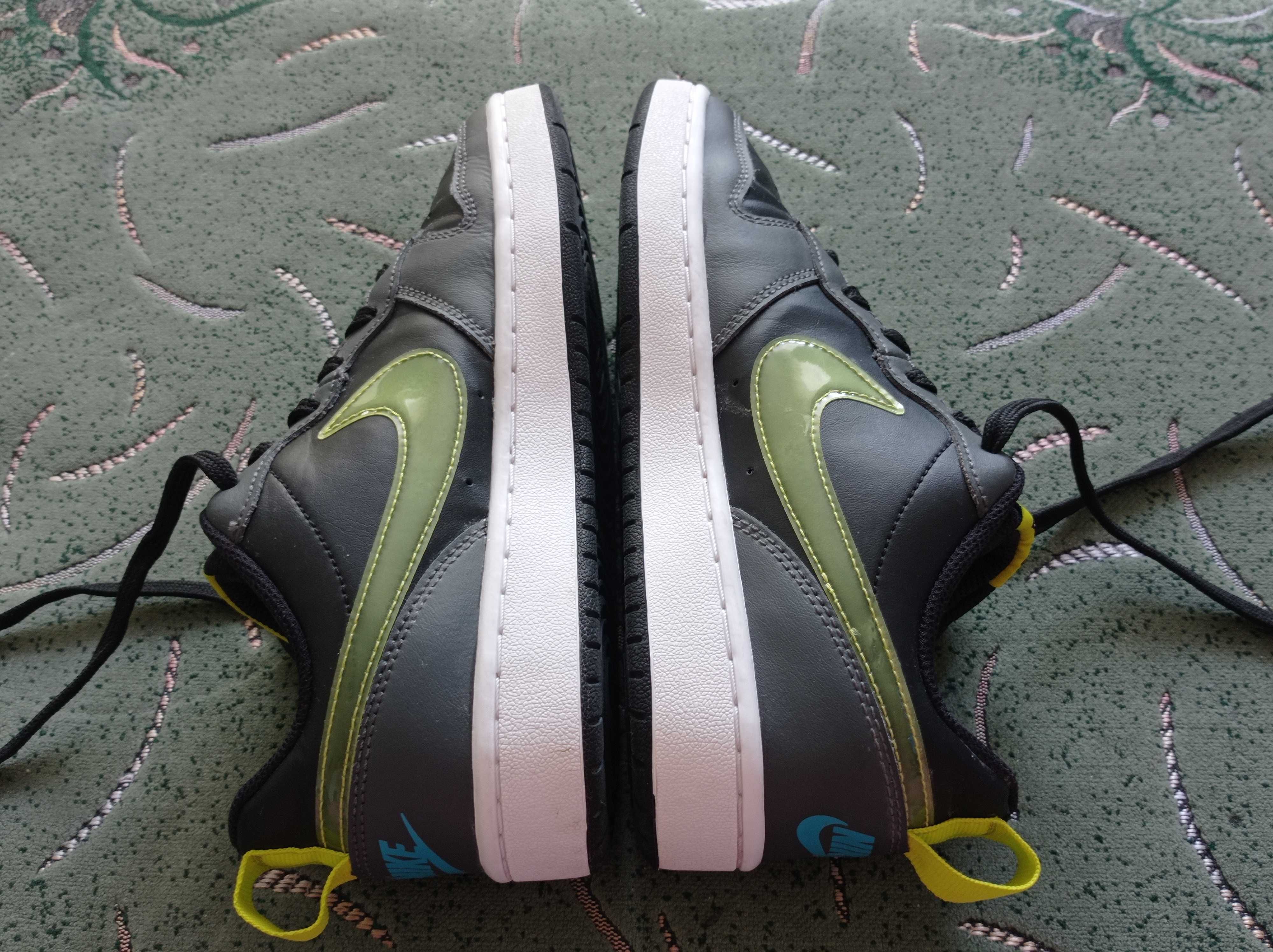 Кроссовки /кеды кожаные Nike оригинал размер-37,5 стелька-23,5-24см
