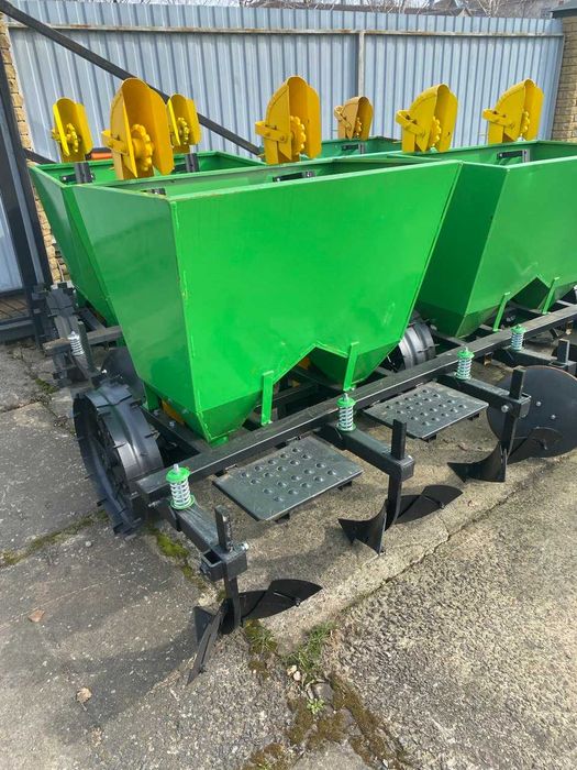 Картоплесаджалка двохрядна