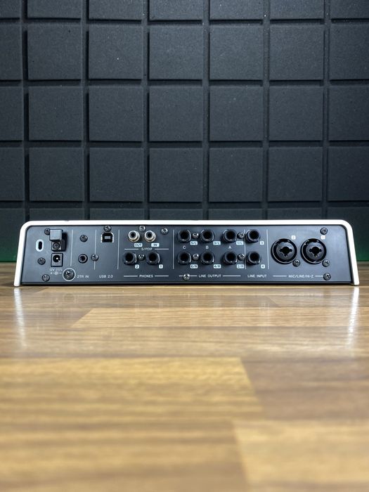 Звуковая карта Steinberg UR28M