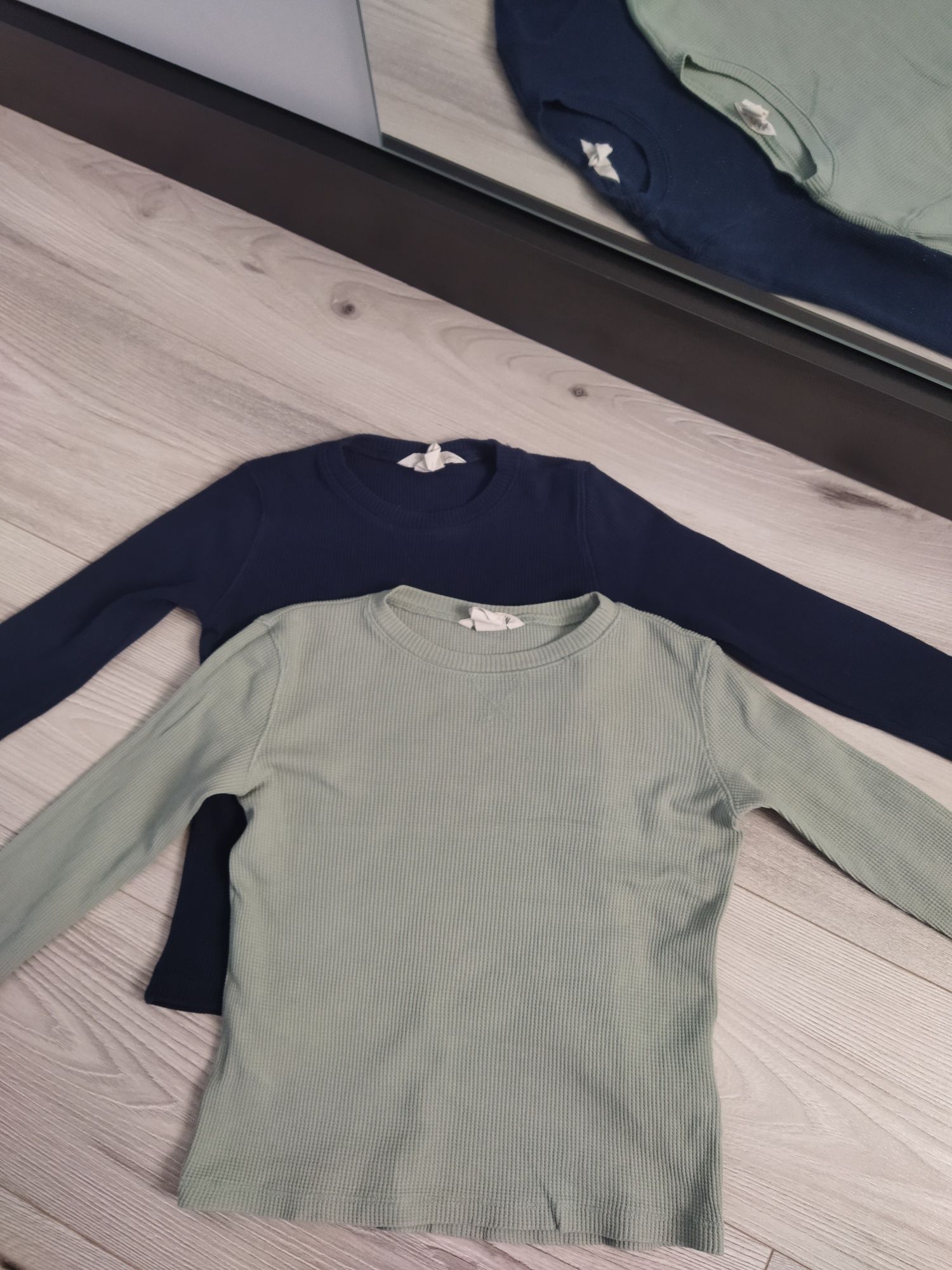 Zestaw 2 swetry chłopięce H&M 110/116