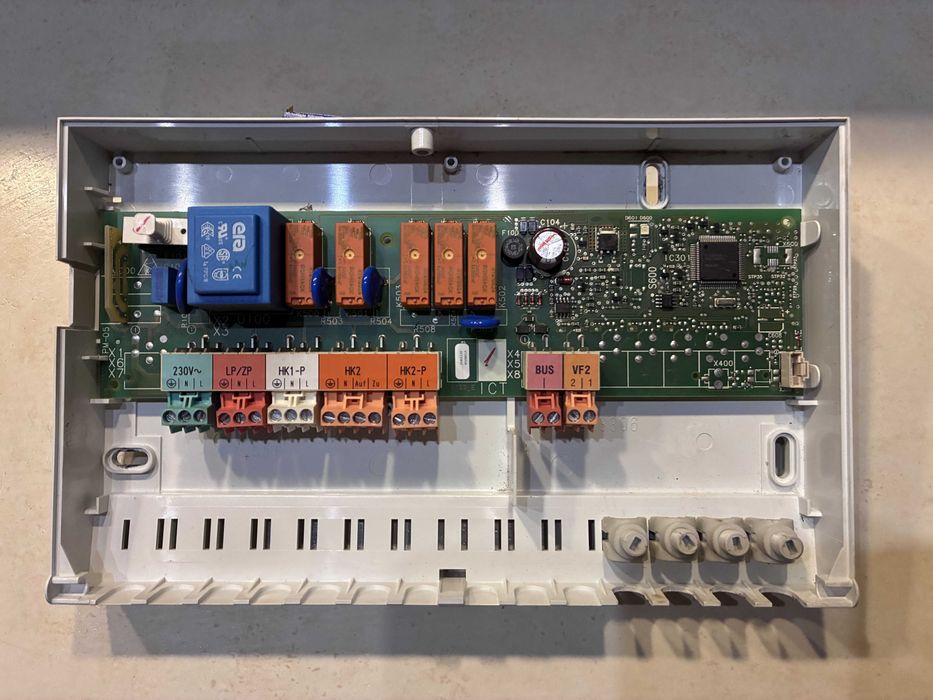 Kocioł gazowy kondensacyjny Vaillant EcoTec Plus 186/3-5 R3