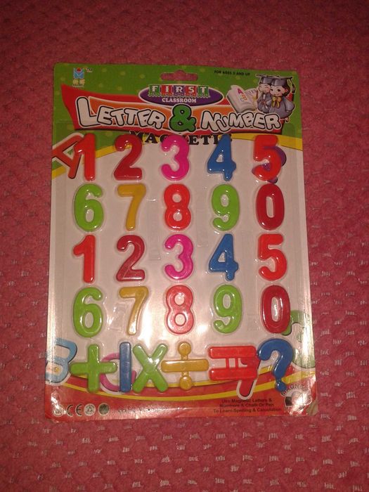 Цифры Цыфры (не буквы) на магните магнитные на холодильник для развити