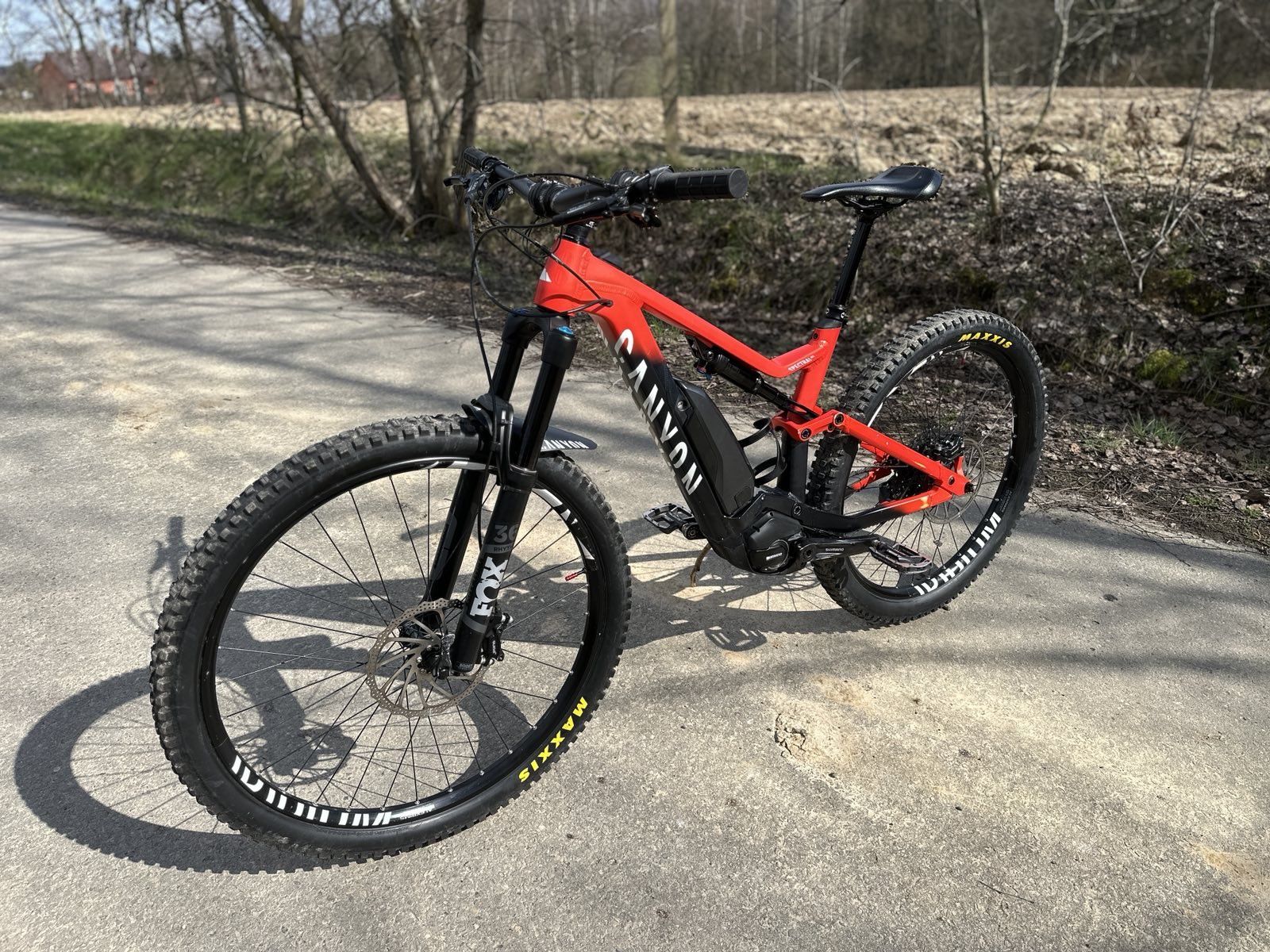 Canyon Spectral on ebike rower elektryczny enduro