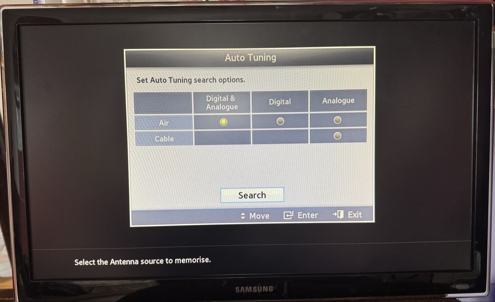 Телевізор Samsung UA22D5000NJ