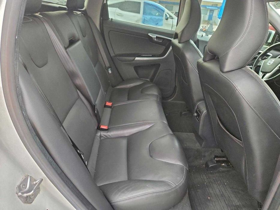 Volvo XC-60 T6 Platinum