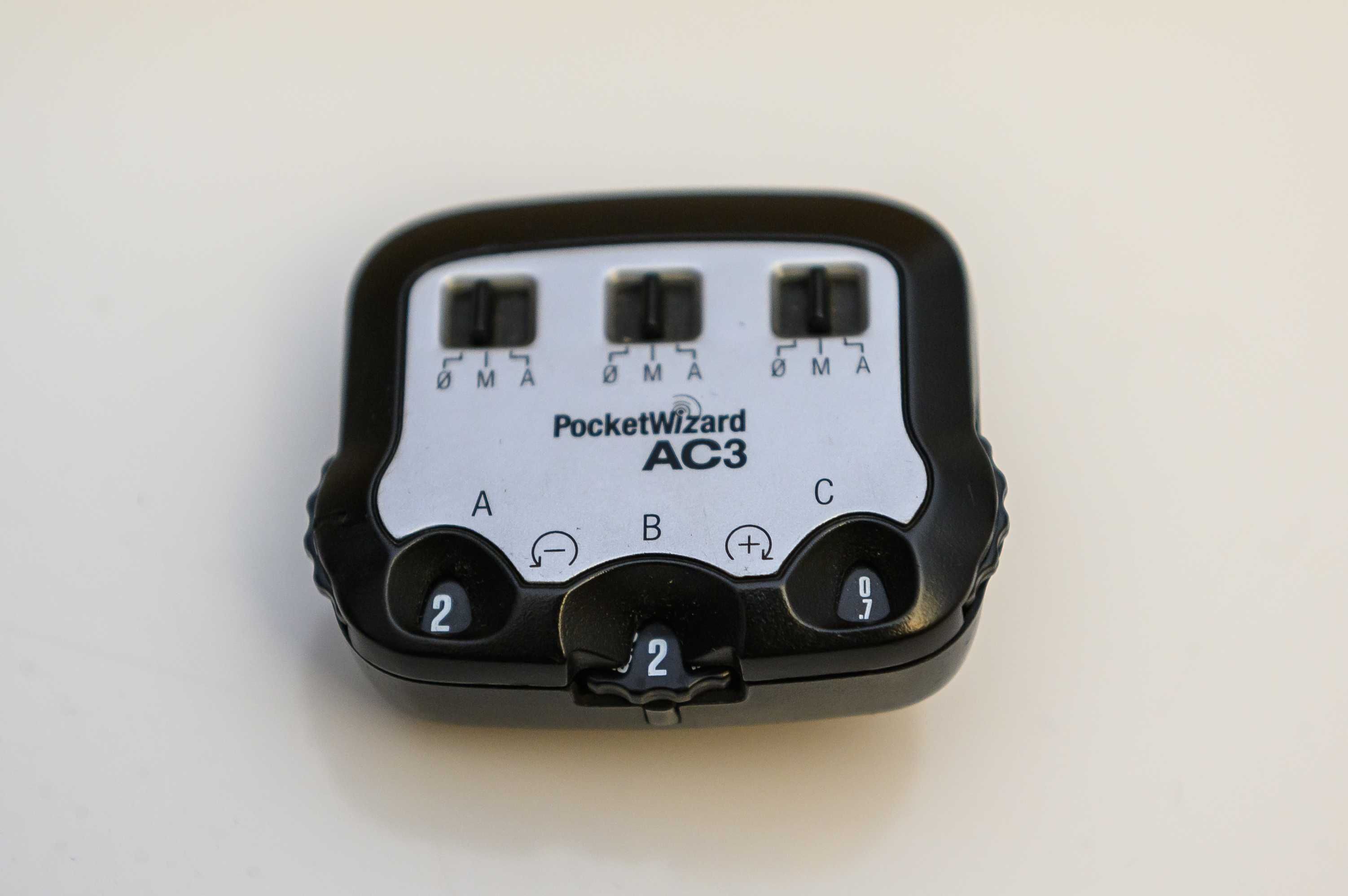 Zestaw 4x  wyzwalacz / odbiornik PocketWizard FlexTT5 + AC3 Nikon