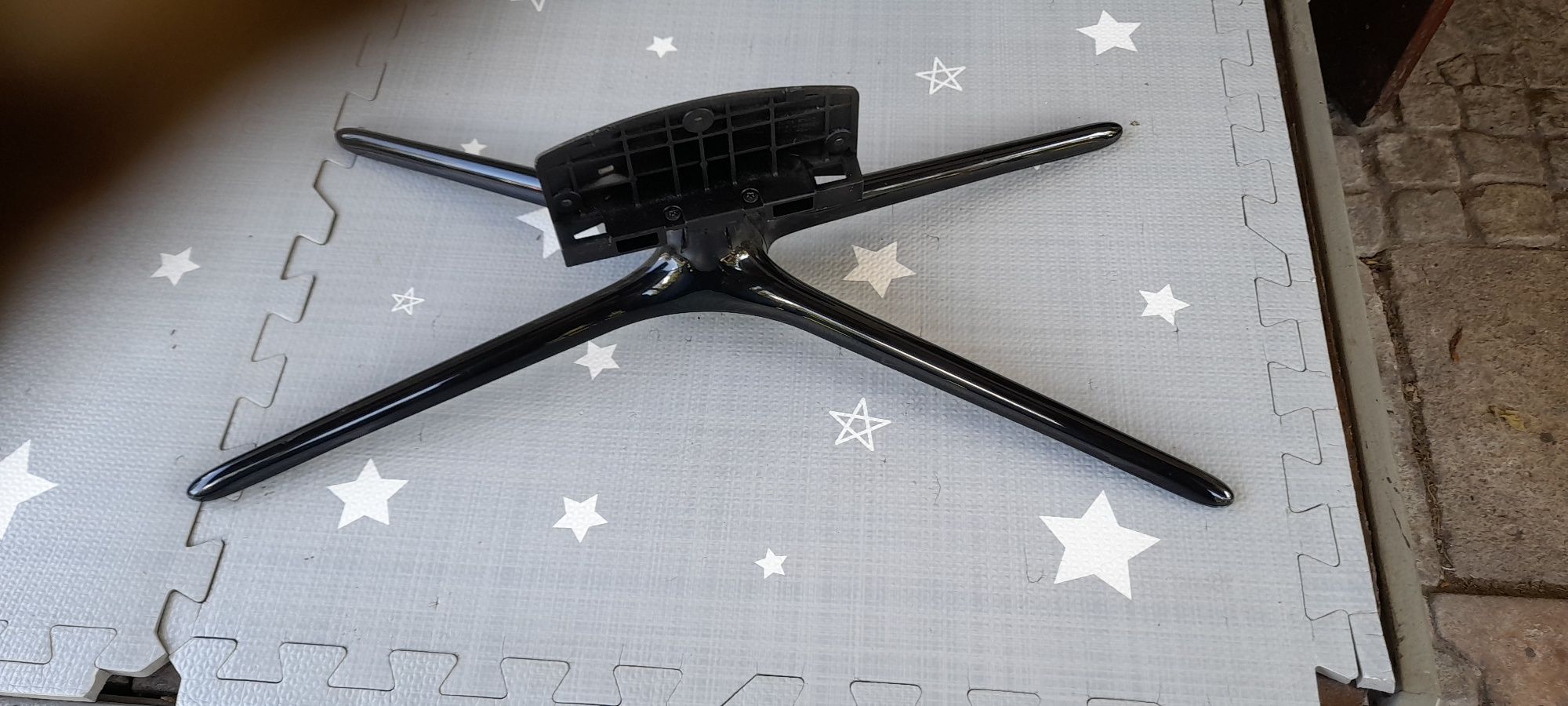 Stojak pod telewizor samsung 32 cale