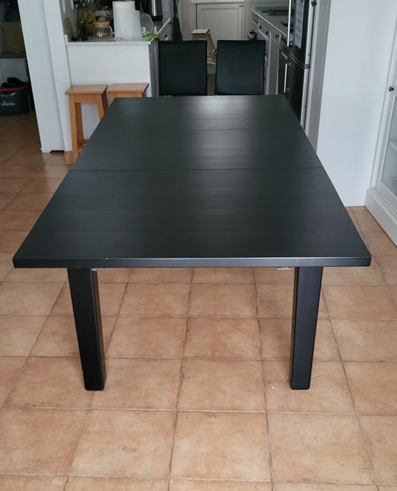 Mesa de sala de refeições extensível