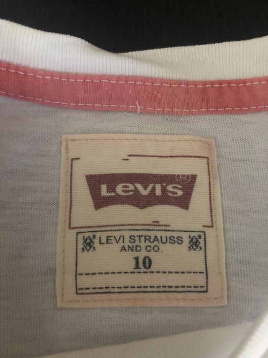 2 t-shirts Levis originais 10 anos