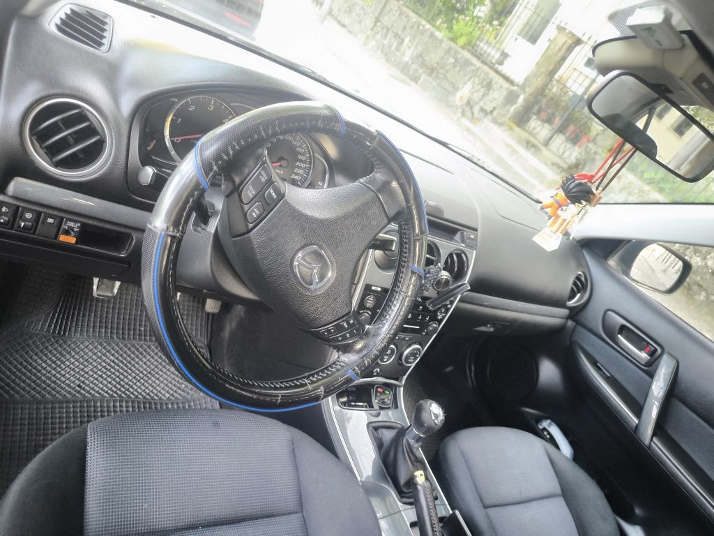 Vendo MAZDA 6 Sedan 5 portas