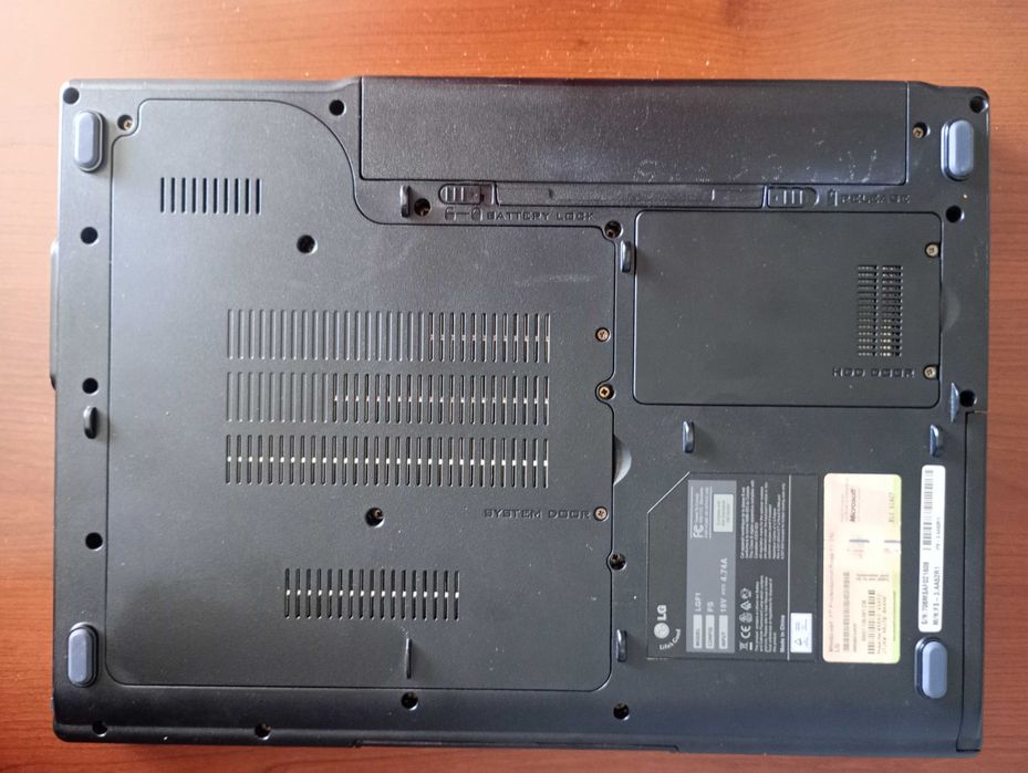 Ноутбук 15.4" LG LGF1 FS