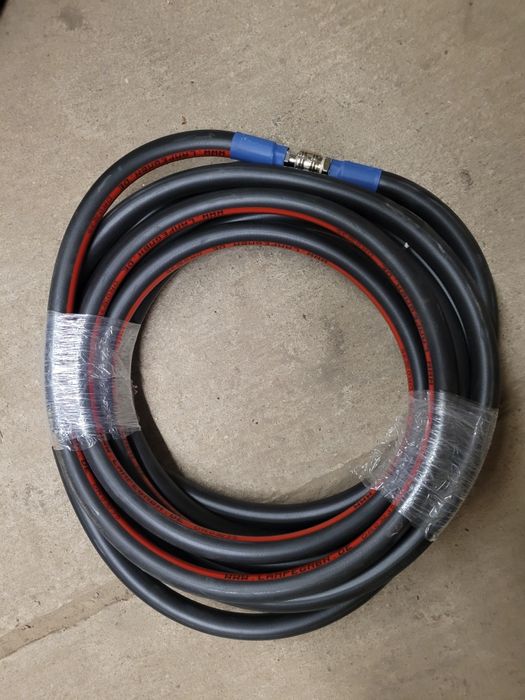 Wąż napełniający 10 m, 1 bar

Wąż napełniający, 10 m, 1 bar