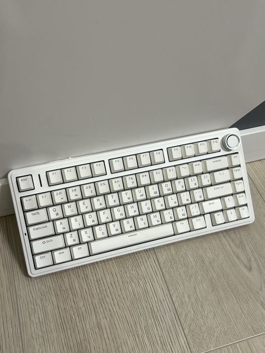 Клавіатура aula f75,сині свічі,стан дуже хороший