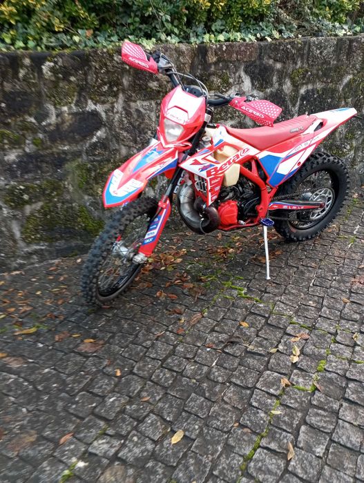 beta 300rr 2 tempos como nova