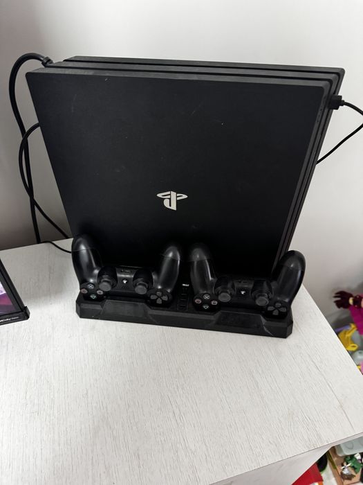 Play Station 4 pro