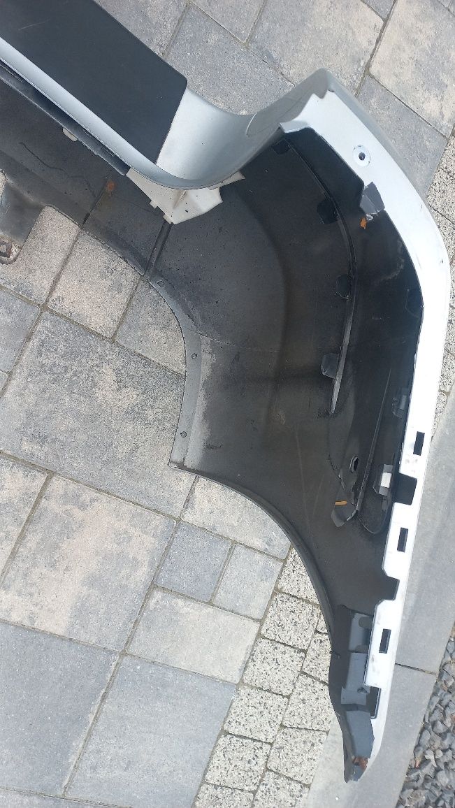 Peugeot 307 sw kombi zderzak tyl tylny srebrny ezrc