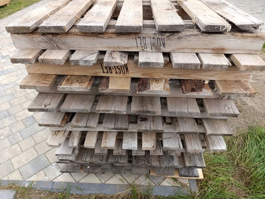 Sprzedam palety kost-bet