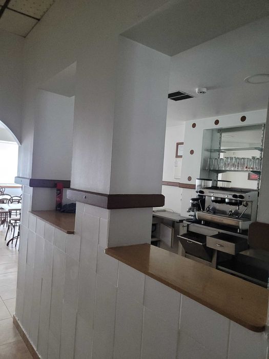 Pastelaria aluga-se Olhão